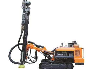 KG590/KG590H型露天潛孔鉆車
